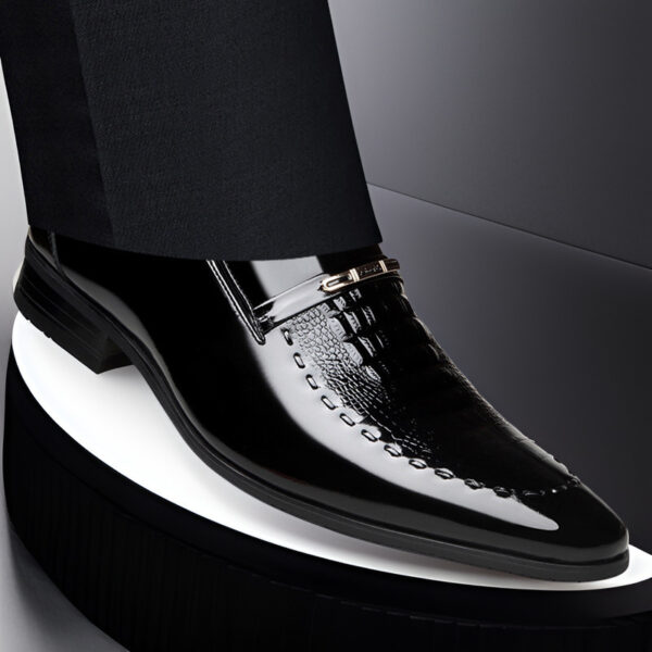 Men's Shoes New Crocodile Pattern Plus Size Patent Leather - Image 2